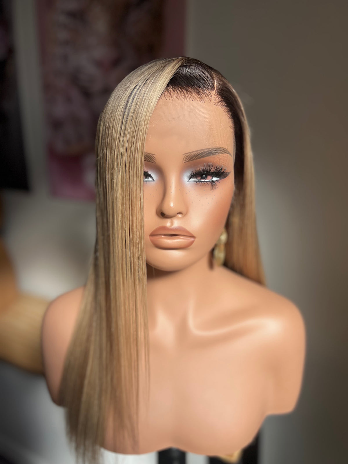 THE DIVA - Dynasty Socialite